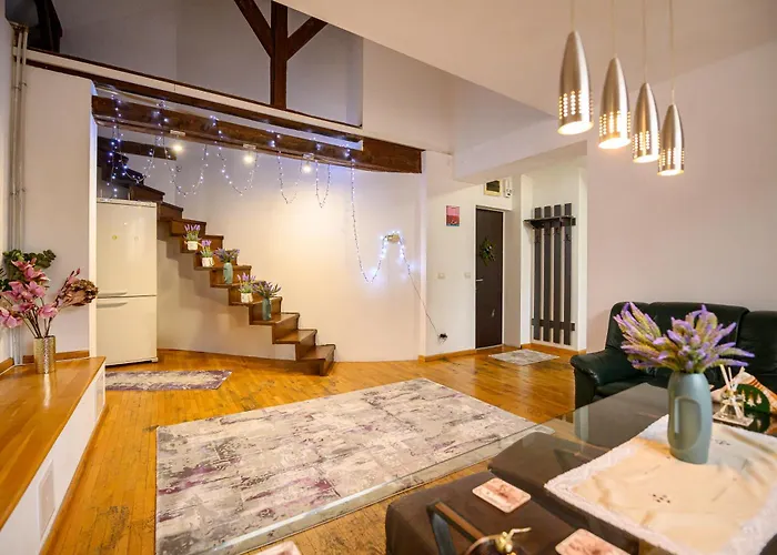 Lavender Attic W Ac Working Desks Apartment *