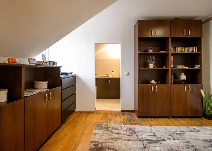 Lavender Attic W Ac Working Desks Apartment *