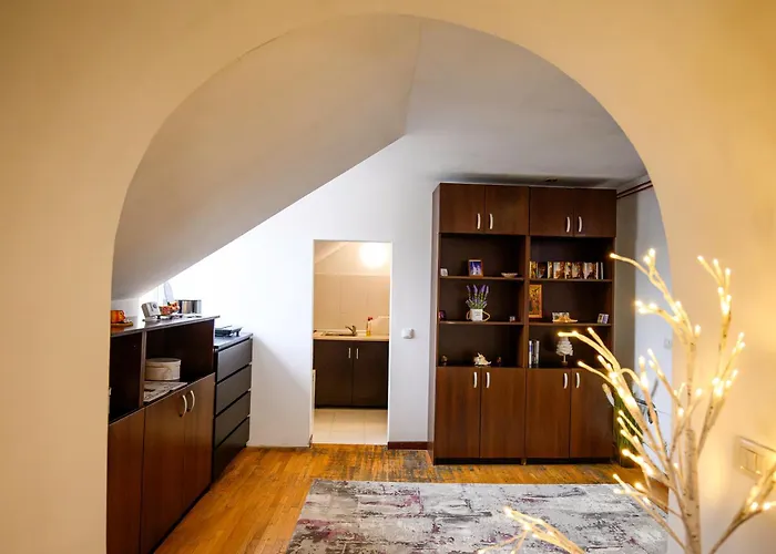 Lavender Attic W Ac Working Desks Apartment *