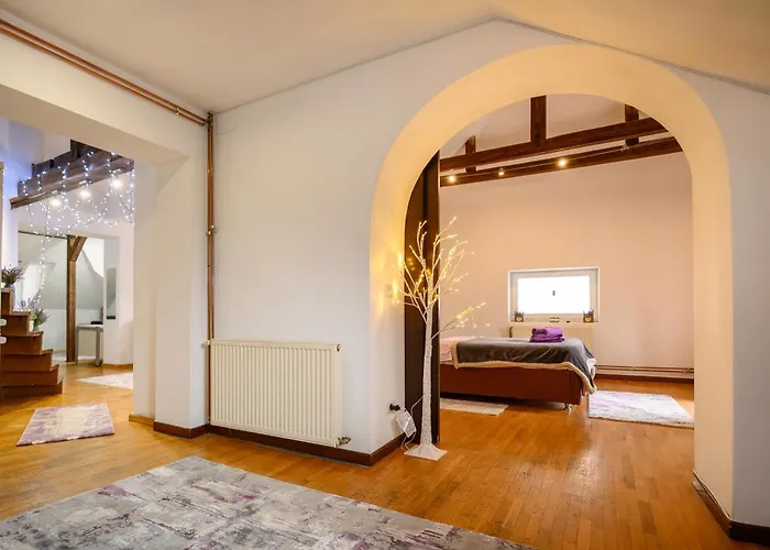 Lavender Attic W Ac Working Desks Apartment Bucharest