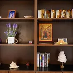 Daire Lavender Attic W Ac Working Desks