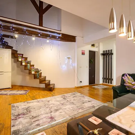 Lavender Attic W Ac Working Desks דירה *