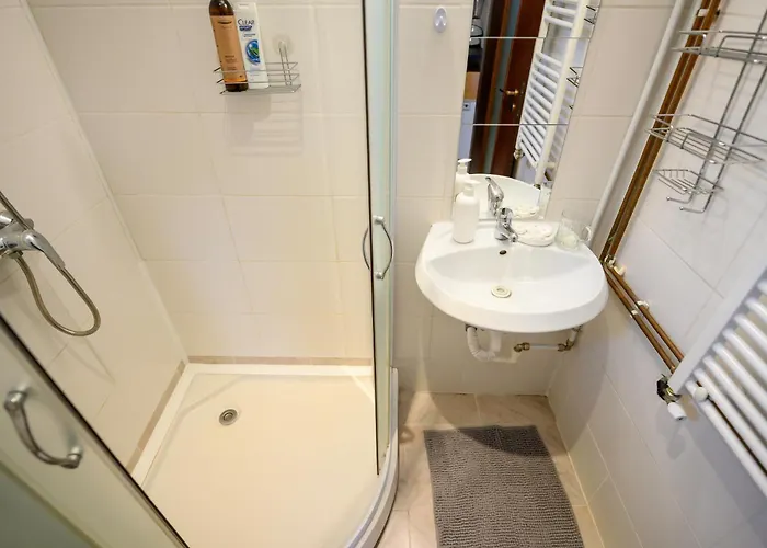 Lavender Attic W Ac Working Desks Apartman Bukarest