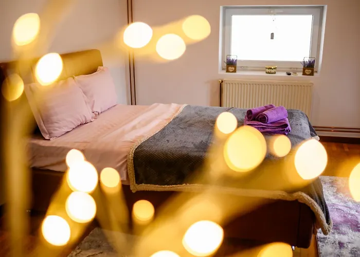 Lavender Attic W Ac Working Desks