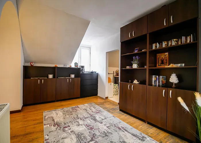 Lavender Attic W Ac Working Desks דירה *