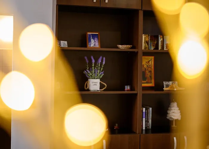 Lavender Attic W Ac Working Desks *